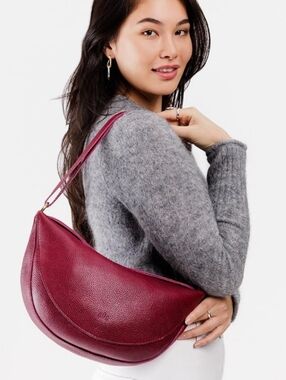 Large KOALA sling By Portland Leather